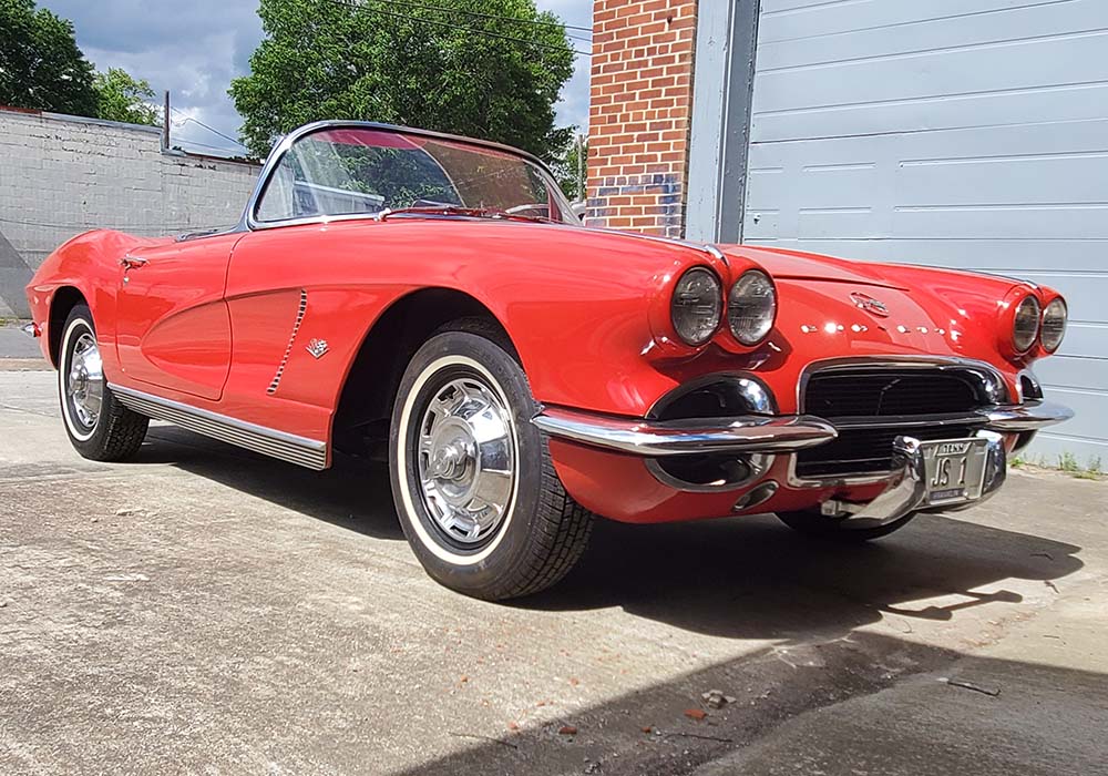 1st Image of a 1962 CHEVROLET CORVETTE