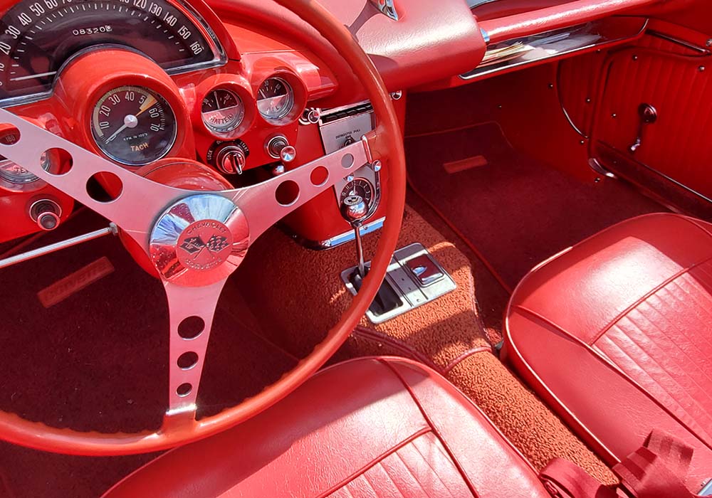 17th Image of a 1962 CHEVROLET CORVETTE