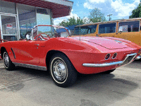 Image 4 of 23 of a 1962 CHEVROLET CORVETTE