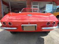 Image 9 of 23 of a 1962 CHEVROLET CORVETTE