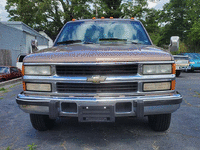 Image 6 of 17 of a 1995 CHEVROLET C3500