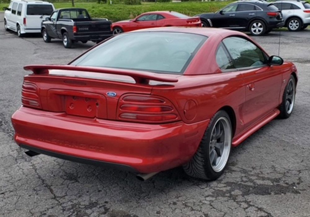 3rd Image of a 1994 FORD MUSTANG GT