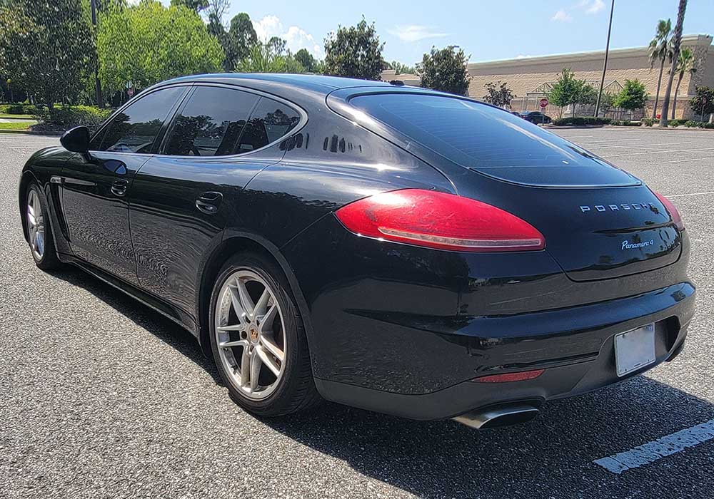 1st Image of a 2014 PORSCHE PANAMERA 4