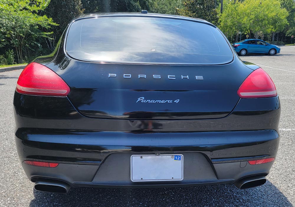 3rd Image of a 2014 PORSCHE PANAMERA 4