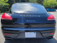 Image 4 of 8 of a 2014 PORSCHE PANAMERA 4