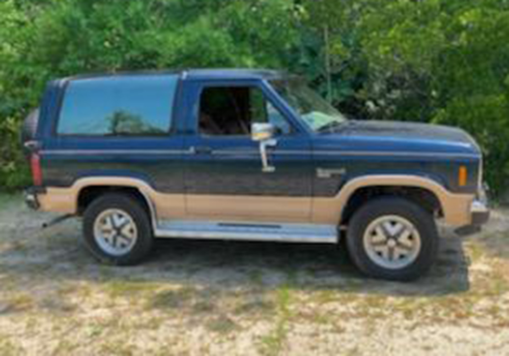 3rd Image of a 1988 FORD BRONCO II