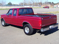 Image 3 of 46 of a 1995 FORD F-150 XLT