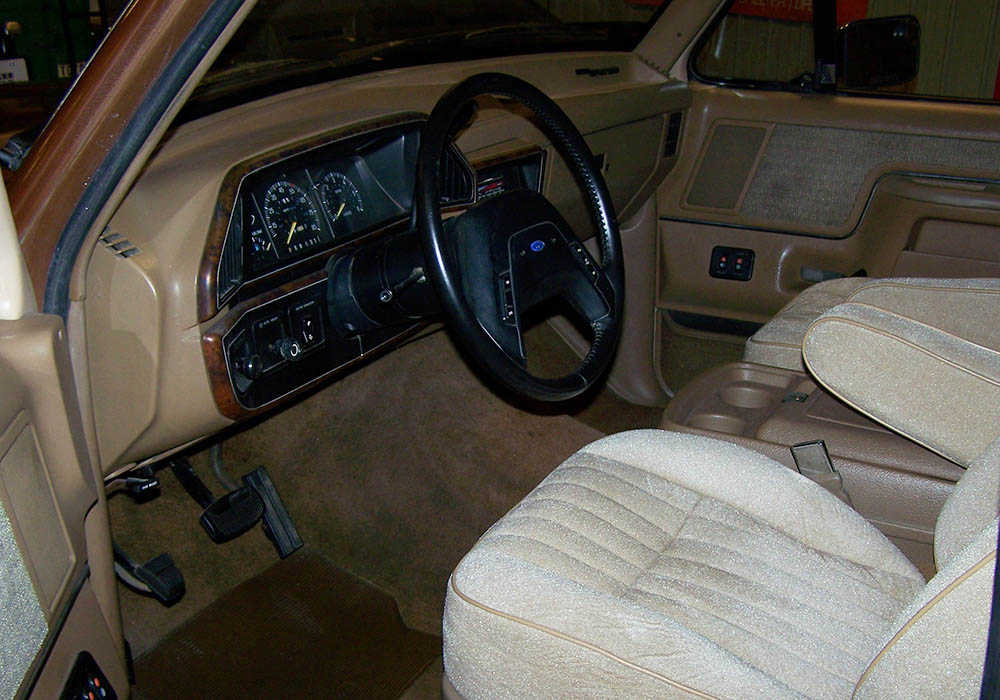 13th Image of a 1989 FORD BRONCO XLT