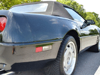 Image 14 of 34 of a 1991 CHEVROLET CORVETTE