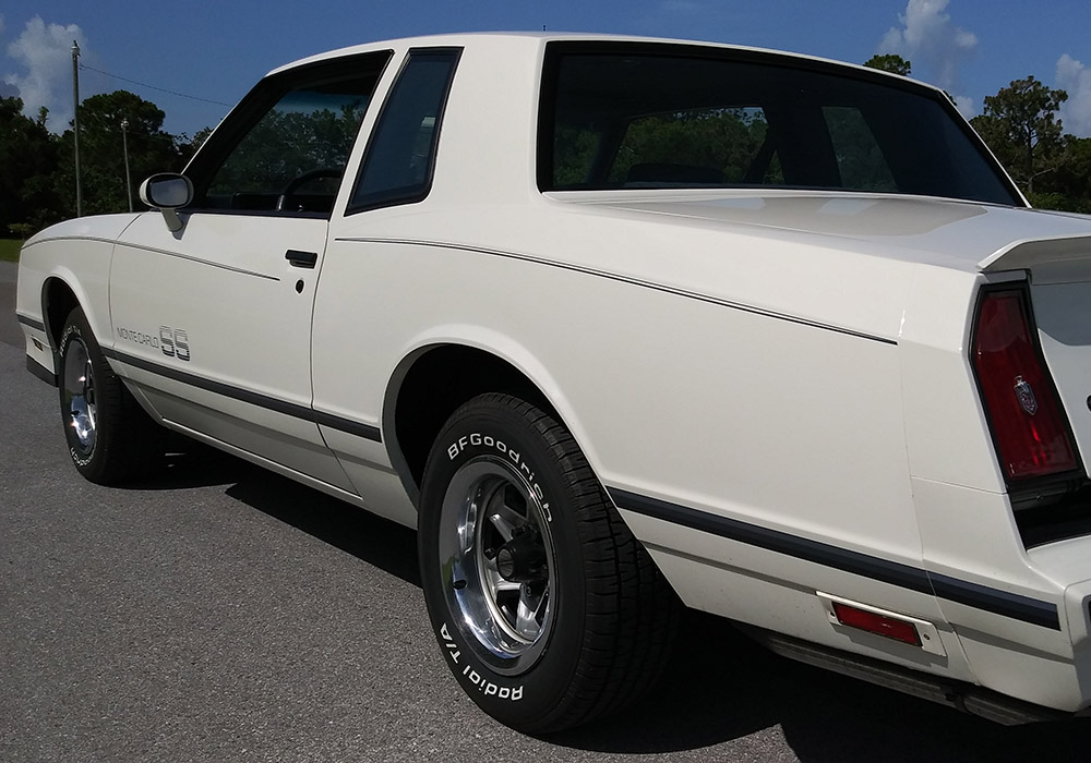 12th Image of a 1986 CHEVROLET CAMARO