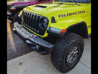 Image 9 of 18 of a 2022 JEEP RUBICON