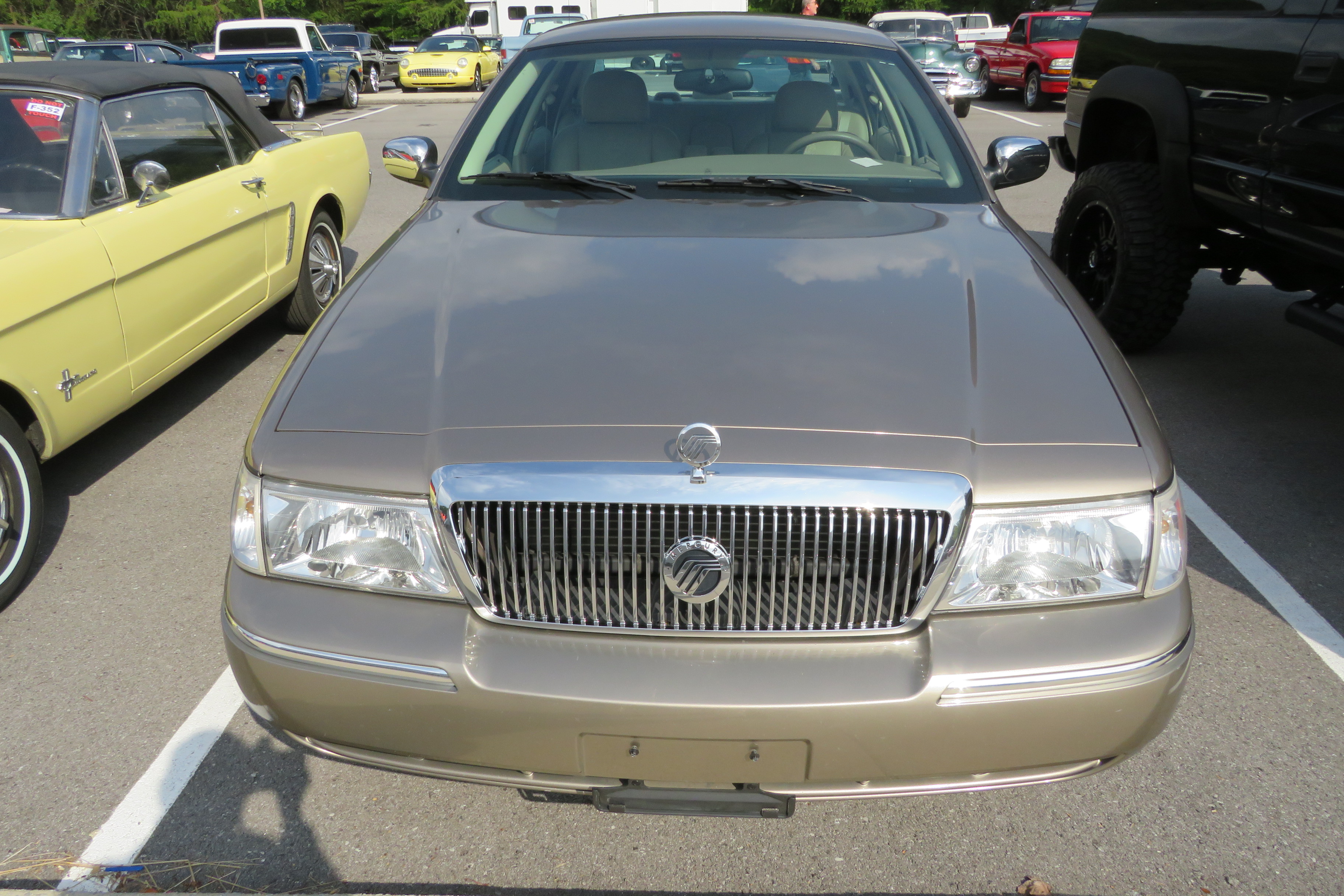 0th Image of a 2005 MERCURY GRAND MARQUIS