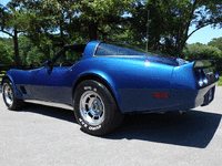 Image 2 of 10 of a 1981 CHEVROLET CORVETTE