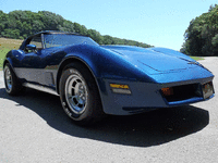 Image 3 of 10 of a 1981 CHEVROLET CORVETTE