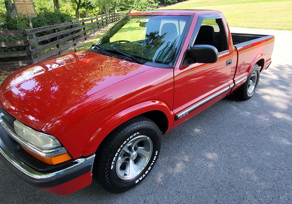 4th Image of a 2003 CHEVROLET S10