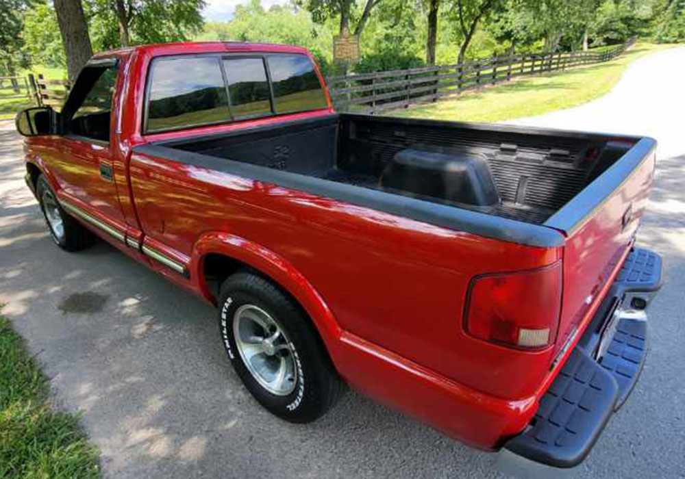 7th Image of a 2003 CHEVROLET S10