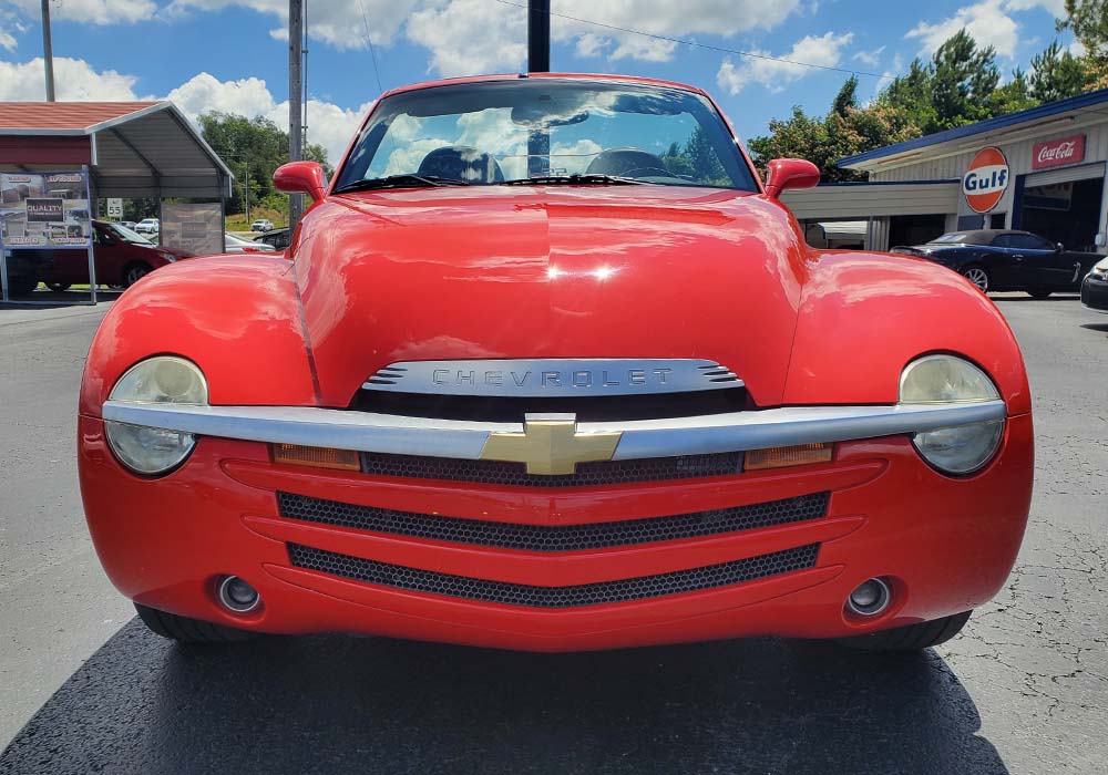 4th Image of a 2004 CHEVROLET SSR