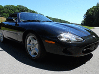 Image 2 of 9 of a 1999 JAGUAR XK