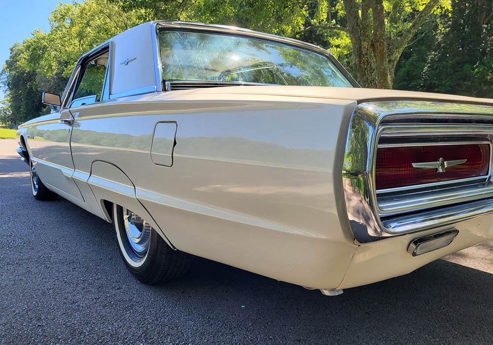 8th Image of a 1964 FORD THUNDERBIRD