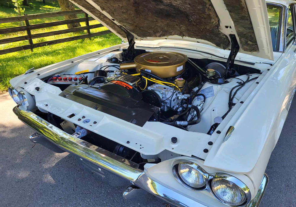 19th Image of a 1964 FORD THUNDERBIRD