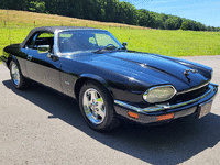 Image 2 of 17 of a 1995 JAGUAR XJS