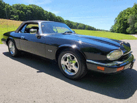 Image 3 of 17 of a 1995 JAGUAR XJS