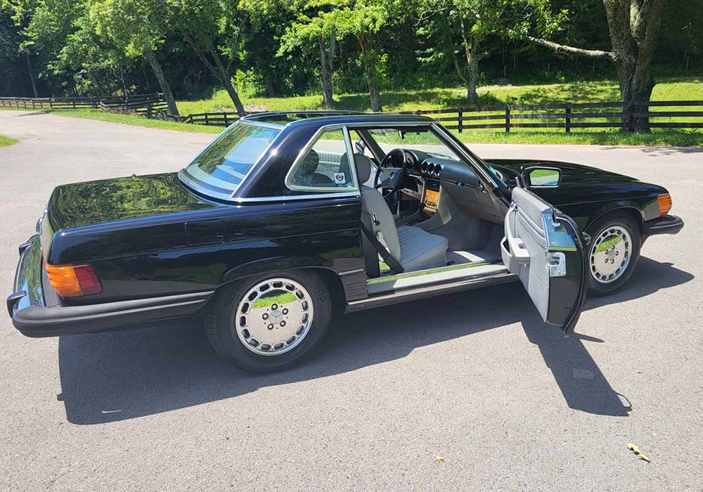 10th Image of a 1985 MERCEDES-BENZ 380SL