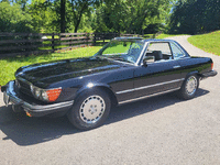 Image 4 of 20 of a 1985 MERCEDES-BENZ 380SL