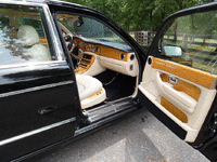 Image 13 of 19 of a 2000 BENTLEY ARNAGE RED LABEL