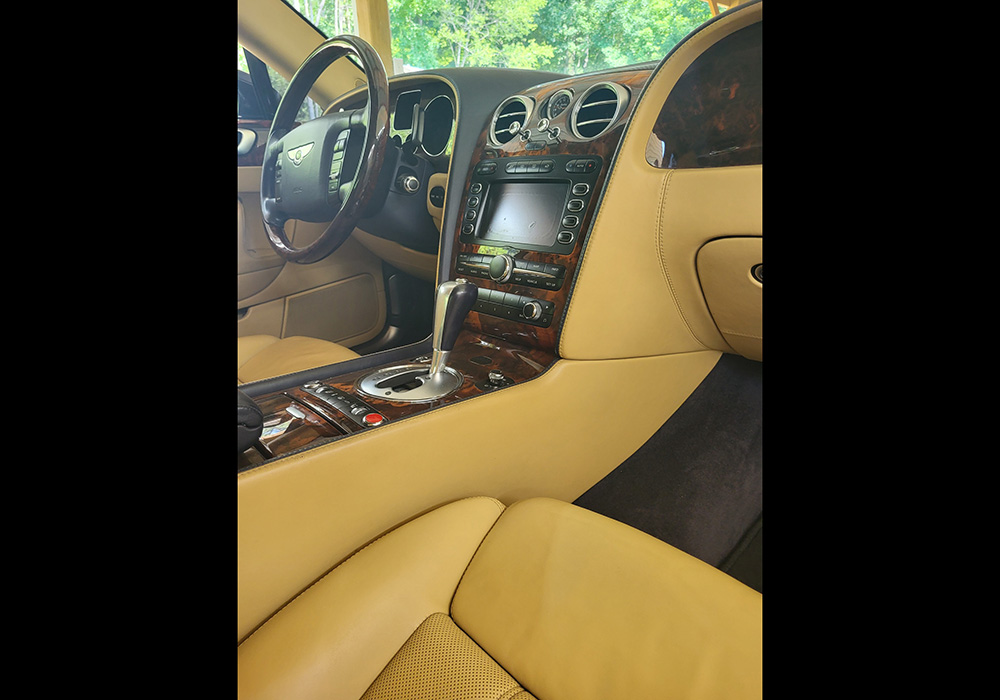 11th Image of a 2006 BENTLEY CONTINENTAL FLYING SPUR