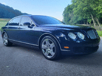 Image 2 of 14 of a 2006 BENTLEY CONTINENTAL FLYING SPUR