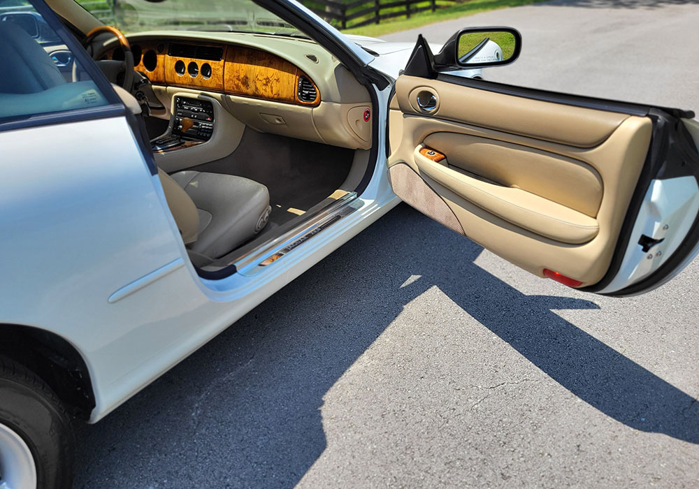 11th Image of a 1999 JAGUAR XK