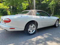 Image 6 of 20 of a 1999 JAGUAR XK