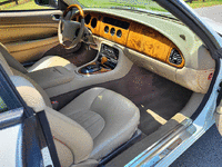 Image 14 of 20 of a 1999 JAGUAR XK