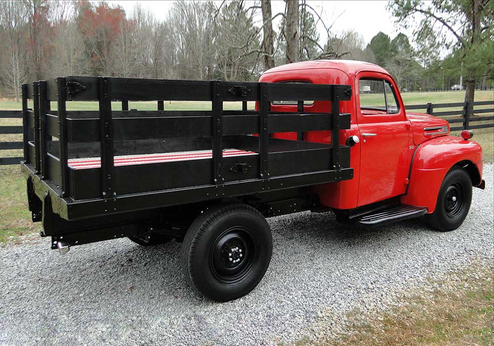 3rd Image of a 1948 FORD F2