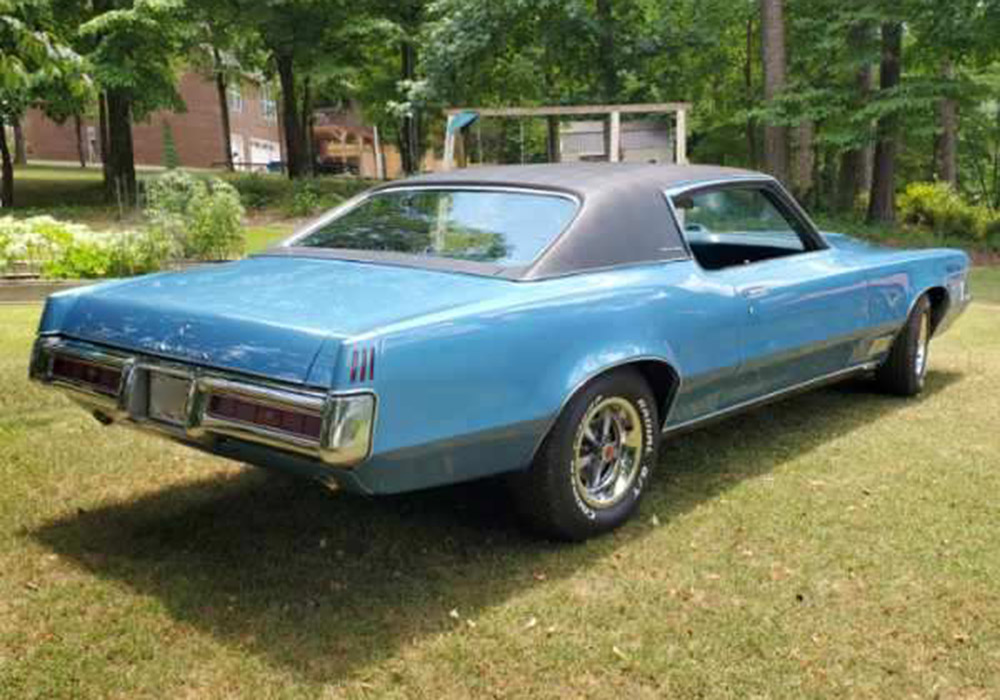 2nd Image of a 1970 PONTIAC GRAND PRIX