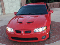 Image 2 of 31 of a 2005 PONTIAC GTO