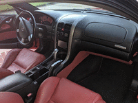 Image 8 of 31 of a 2005 PONTIAC GTO
