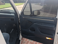 Image 15 of 24 of a 1994 FORD F-150