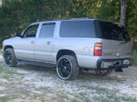 Image 3 of 14 of a 2004 CHEVROLET SUBURBAN K1500 LT