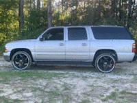 Image 5 of 14 of a 2004 CHEVROLET SUBURBAN K1500 LT