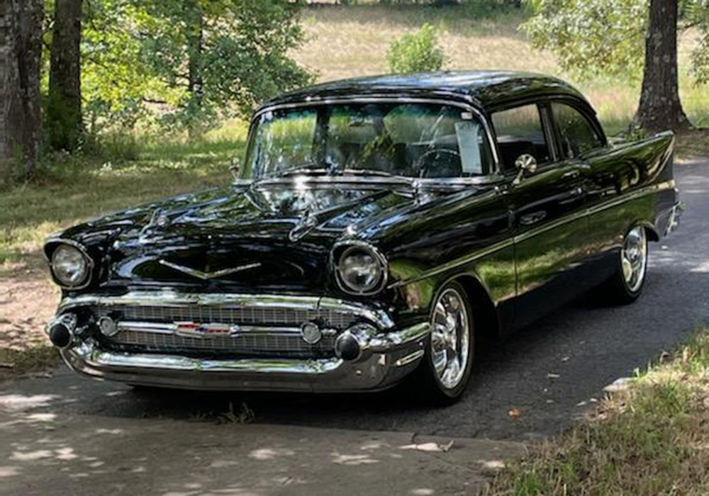 2nd Image of a 1957 CHEVROLET 210