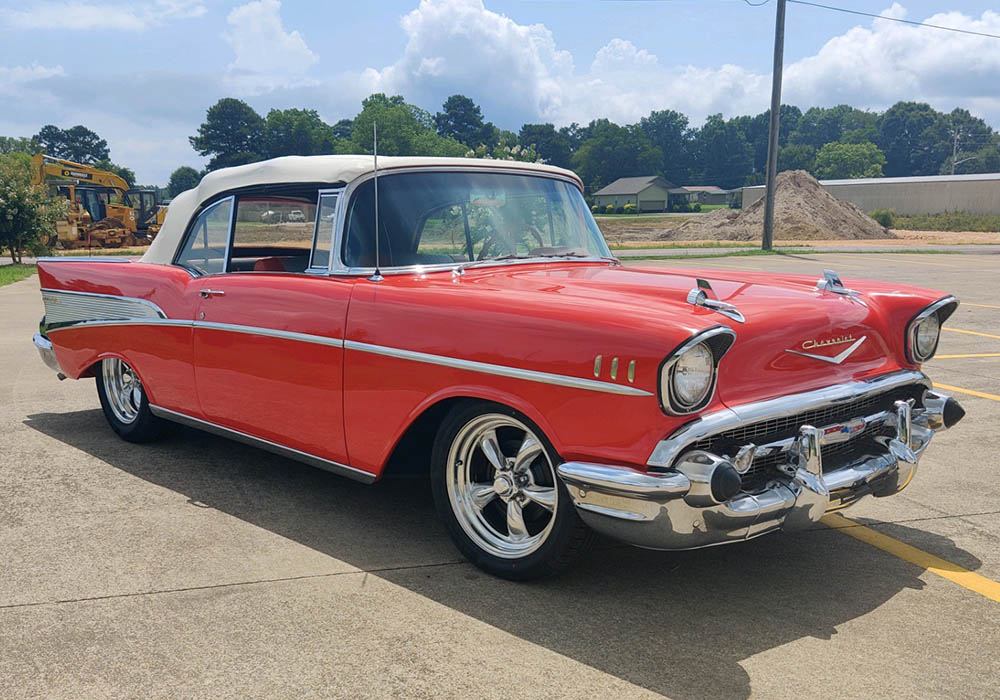 2nd Image of a 1957 CHEVROLET BELAIR