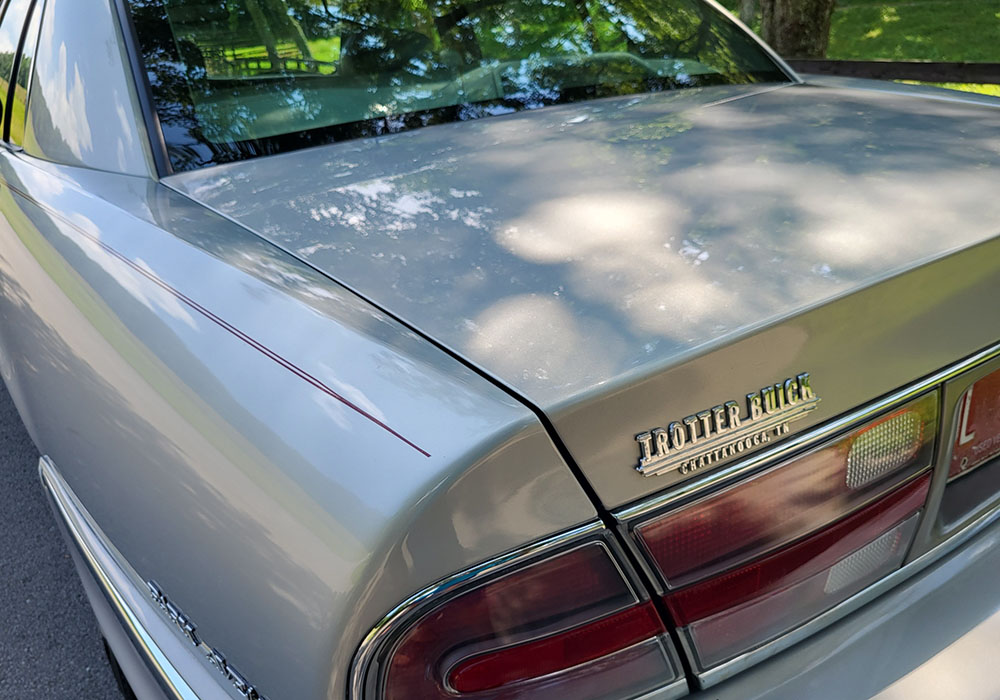 16th Image of a 1998 BUICK PARK AVENUE