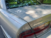 Image 17 of 17 of a 1998 BUICK PARK AVENUE