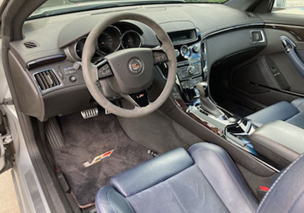 5th Image of a 2014 CADILLAC CTS-V