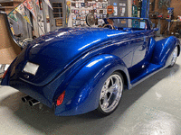 Image 7 of 20 of a 1937 FORD ROADSTER