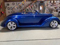 Image 9 of 20 of a 1937 FORD ROADSTER