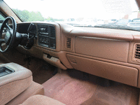 Image 6 of 12 of a 1999 CHEVROLET SILVERADO 1500