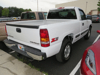 Image 9 of 12 of a 1999 CHEVROLET SILVERADO 1500